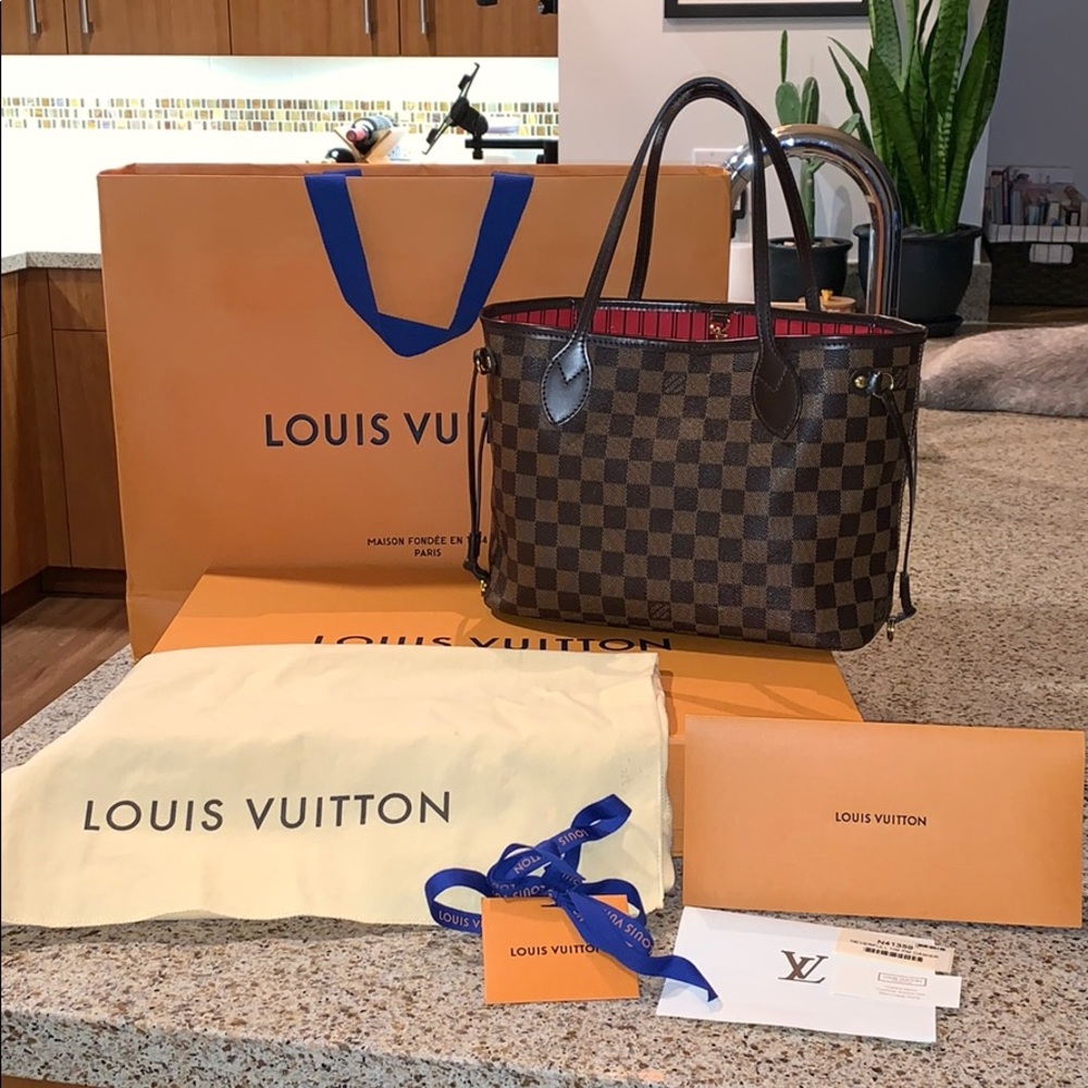 *SOLD*Louis Vuitton Neverfull PM